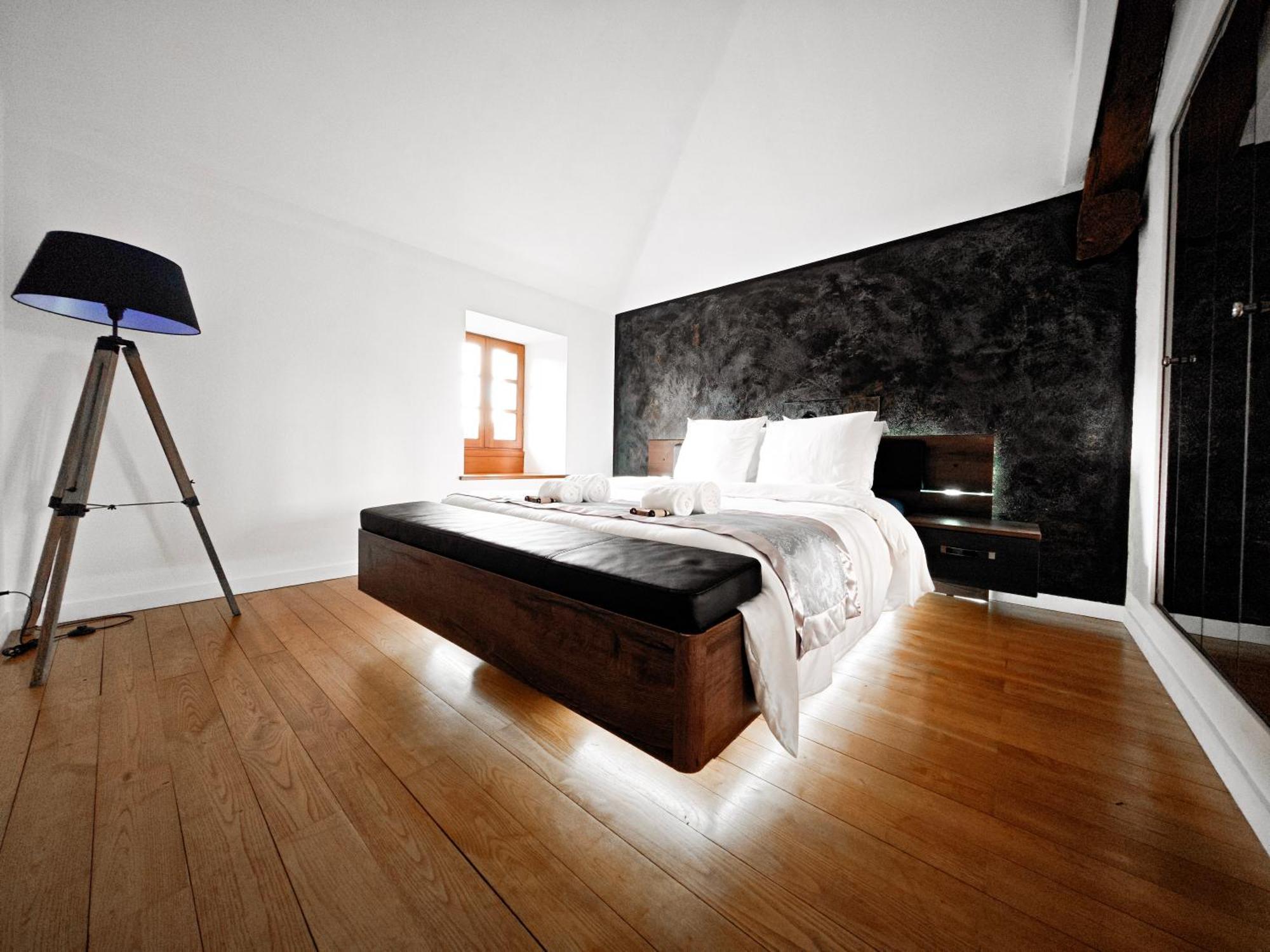 Villa Tagibao Avec Piscine Chauffee Et Spa Lesterps Eksteriør bilde