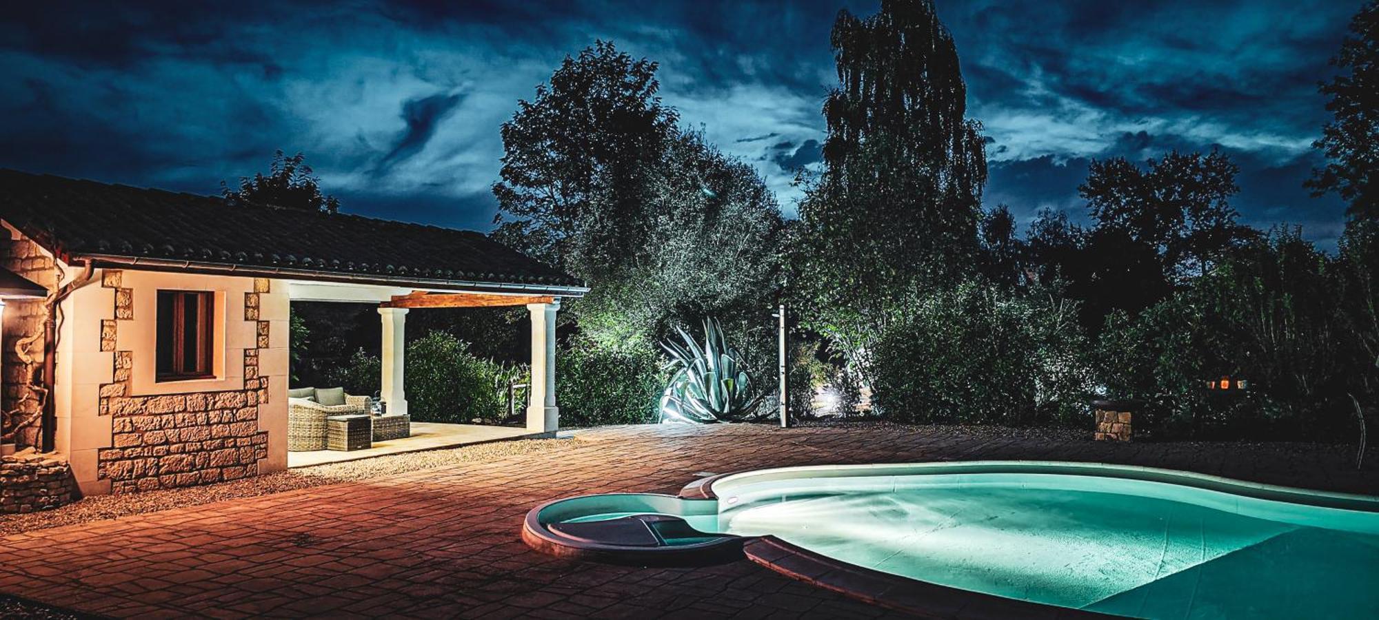 Villa Tagibao Avec Piscine Chauffee Et Spa Lesterps Eksteriør bilde