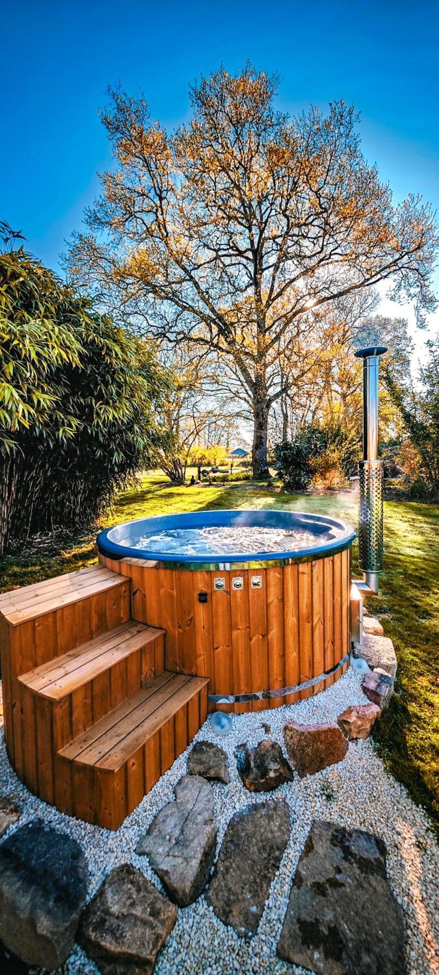 Villa Tagibao Avec Piscine Chauffee Et Spa Lesterps Eksteriør bilde